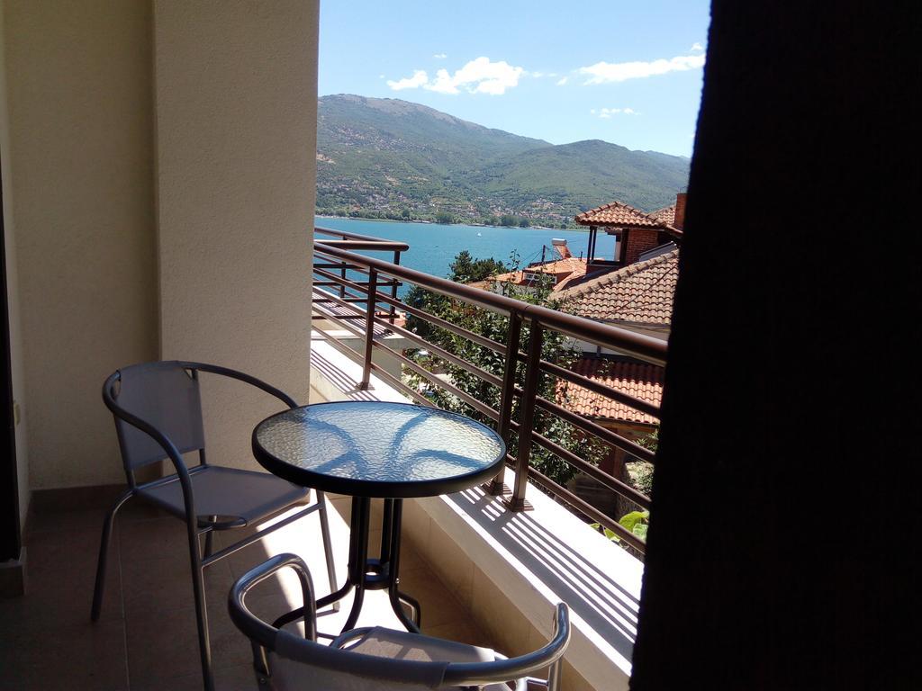 Grigor Prlichev Apartments Ohrid Esterno foto