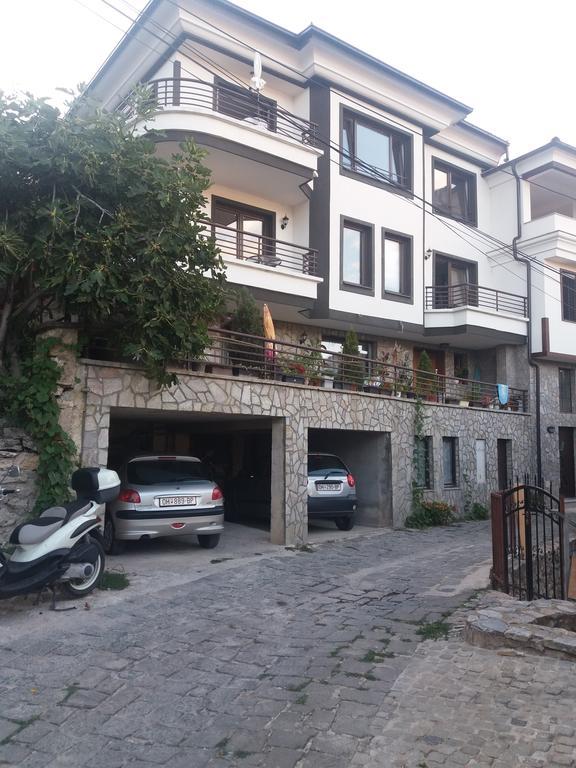 Grigor Prlichev Apartments Ohrid Esterno foto