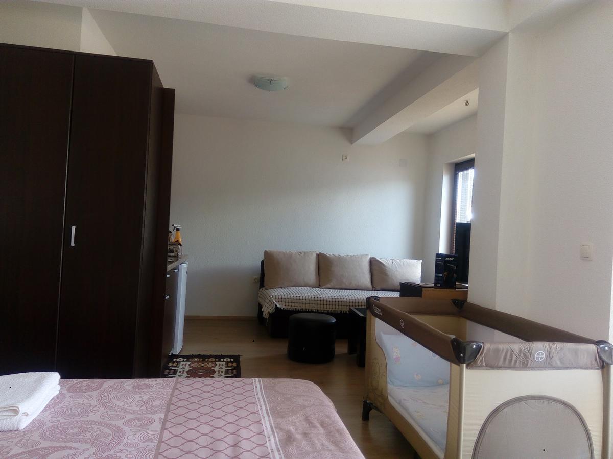 Grigor Prlichev Apartments Ohrid Esterno foto